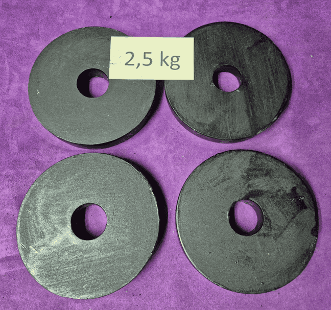 Fekete vas súlytárcsa (31 mm) – 2,5 kg Hazai vágott vaslemez tárcsasúly