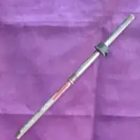 R 2506 használt 180 cm-es kétkezes súlyzórúd szorítógyűrűvel