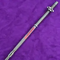R 2505 használt 25 mm-es, 150 cm-es, 7 kg-os tömör súlyzórúd részlete, menetes rúdvég